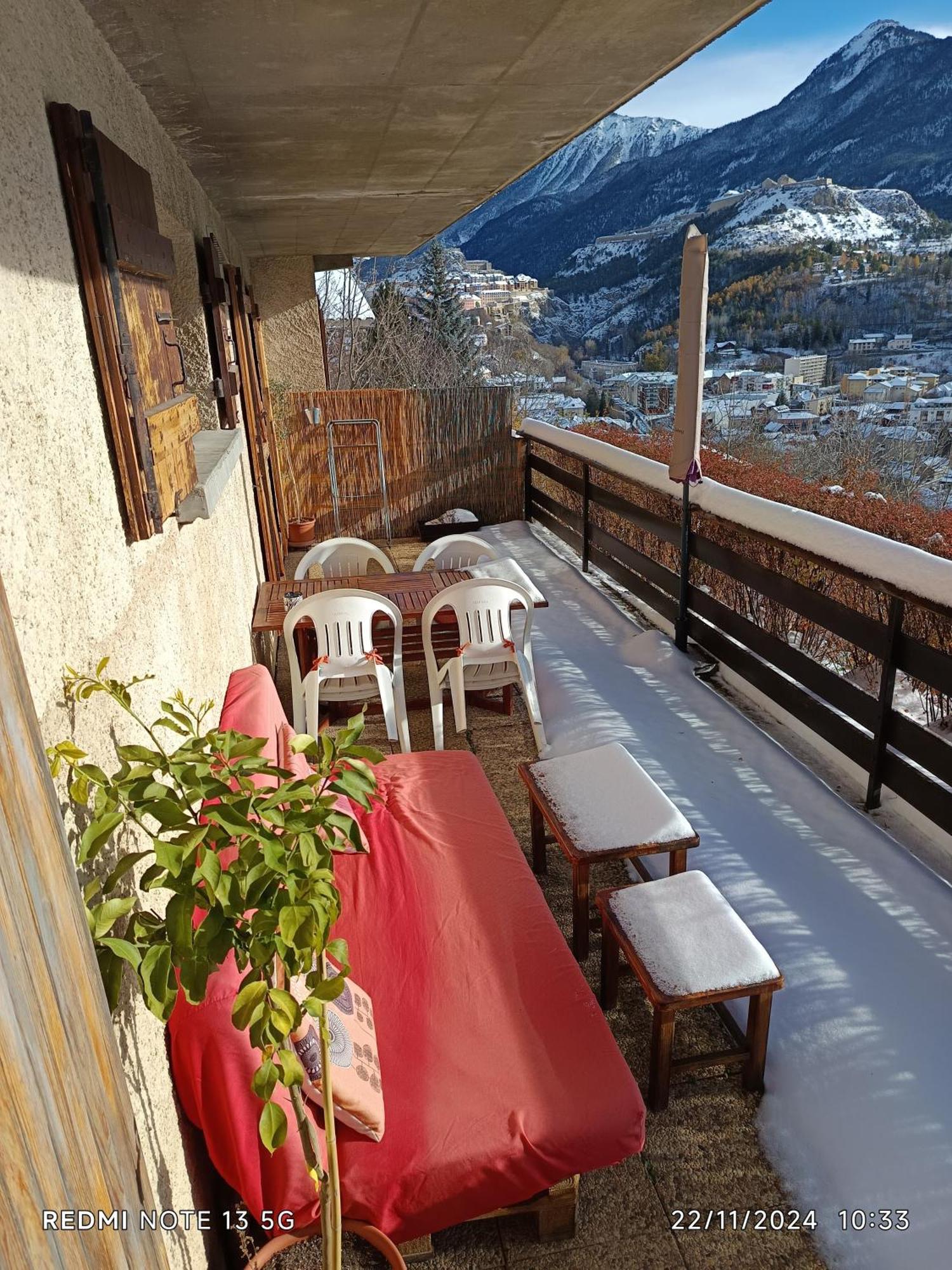 Studio Sympa Avec Terrasse , Maxi 4 Pers.Briancon Exterior photo
